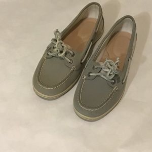 SPERRY Firefish Brand New in Box, 6M